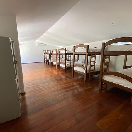 Casa Aura: Beachfront Premium Hostel Tamarindo Exterior photo